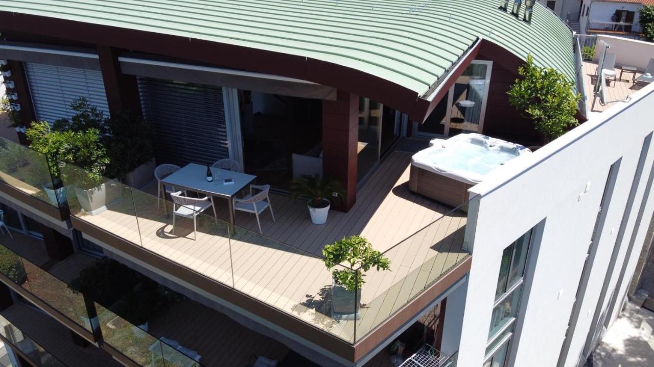 The Q Superior - A Penthouse With Jacuzzi And Sauna Rovinj Eksteriør billede