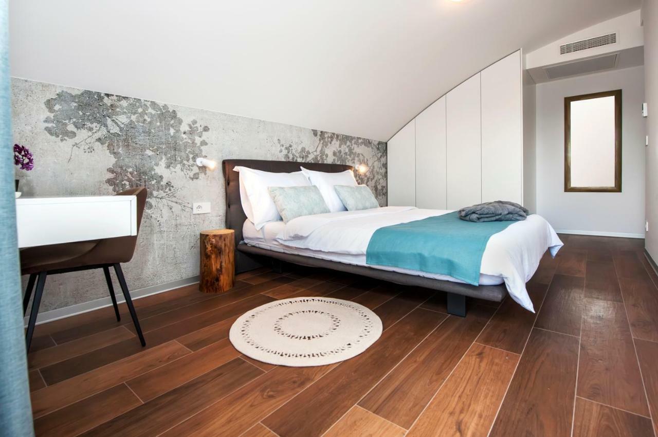 The Q Superior - A Penthouse With Jacuzzi And Sauna Rovinj Eksteriør billede